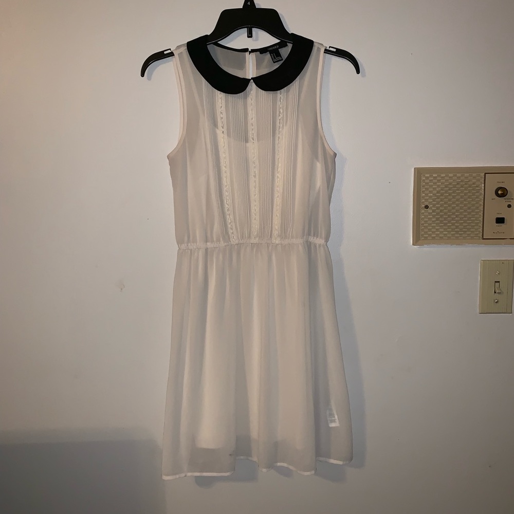 Forever21 beige and black collar dress